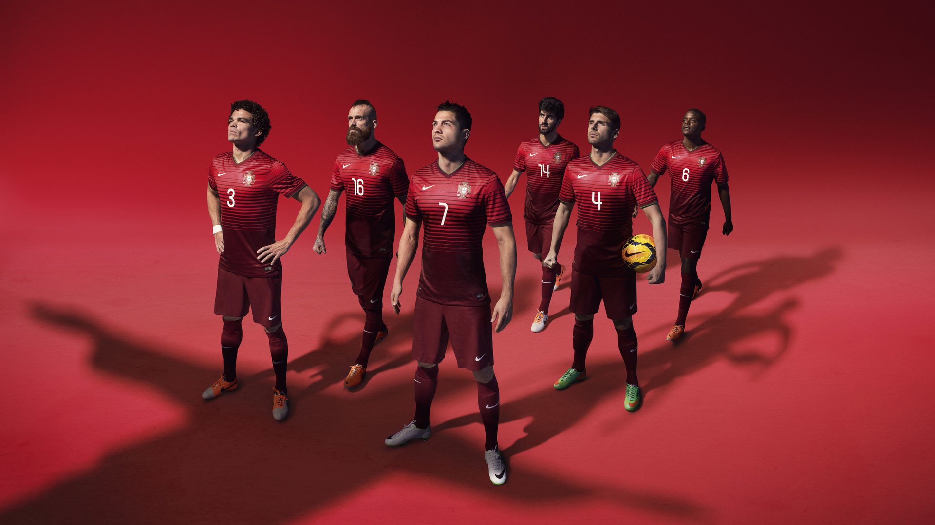 从沙漠到绿茵场,沙特横扫喀麦隆的背后,阿尔瓦雷斯如何接管世界排名争夺战